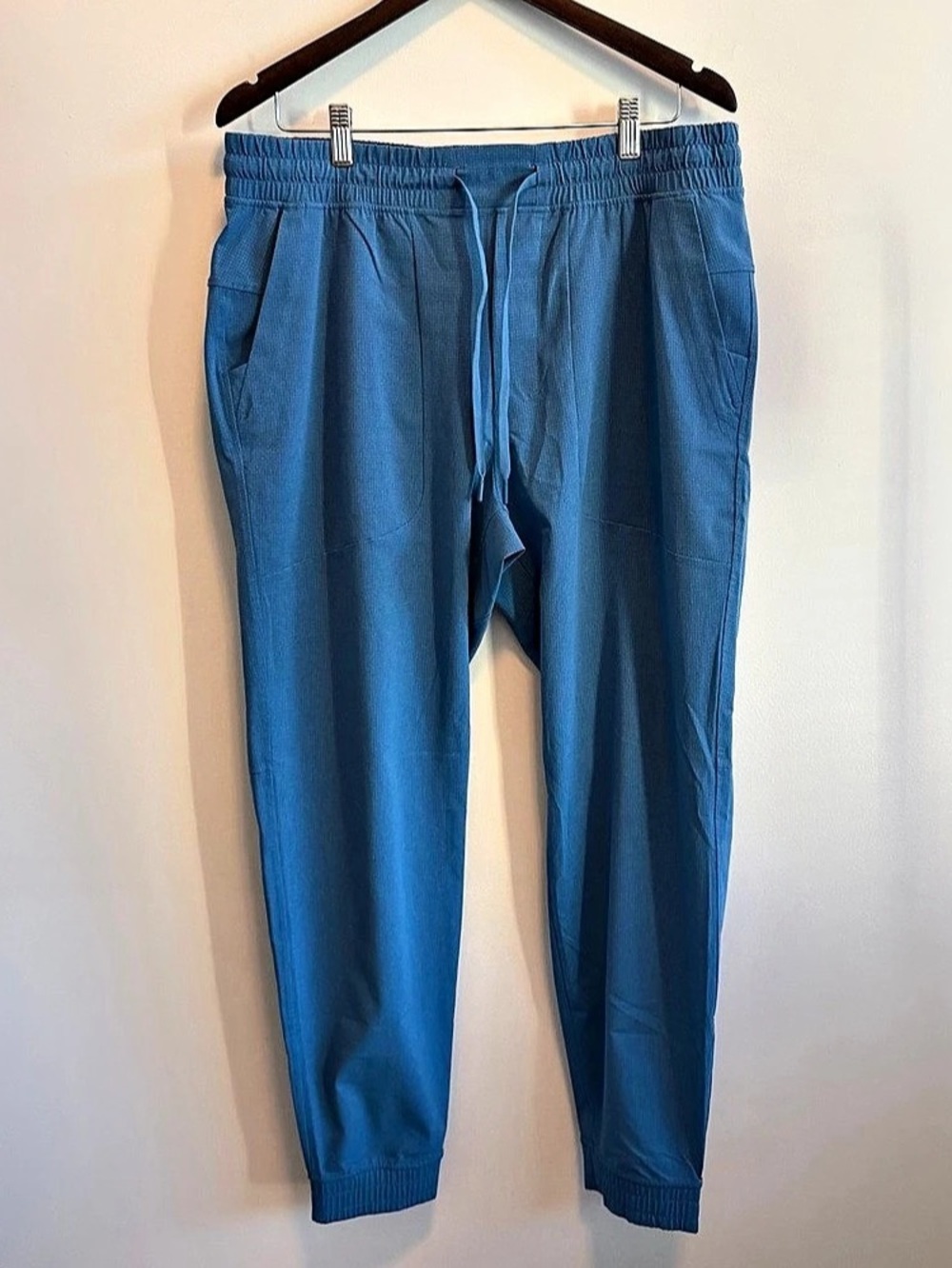 lululemon License to Train Textured Jogger Blue XL